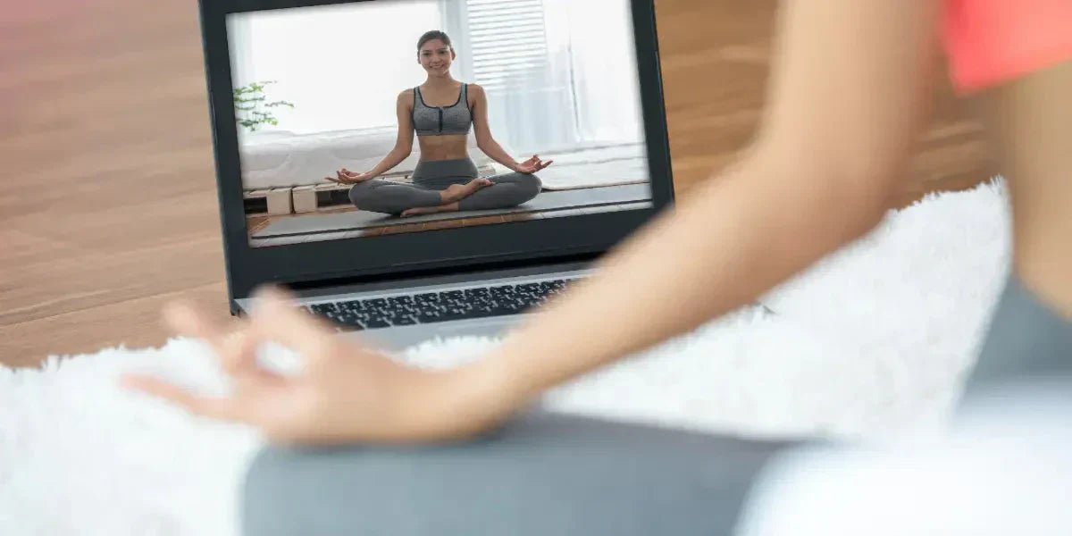 Des cours de yoga en ligne pour prendre soin de sa santé