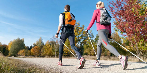 La marche nordique: Un exercice naturel pour le bien-être