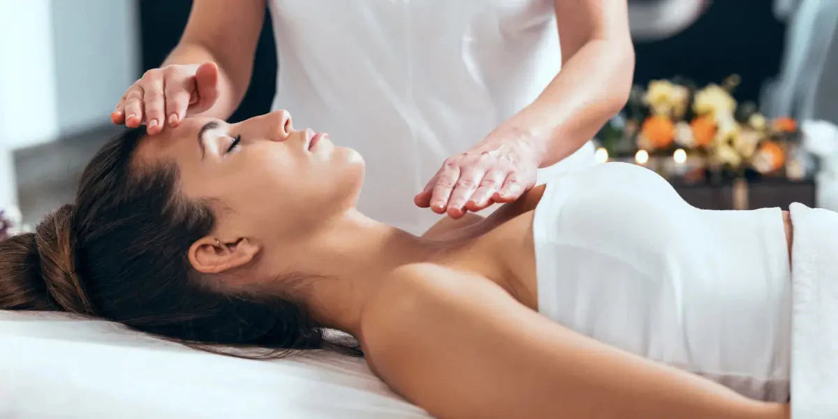 Le pouvoir de guérison du toucher: introduction à la thérapie craniosacrale